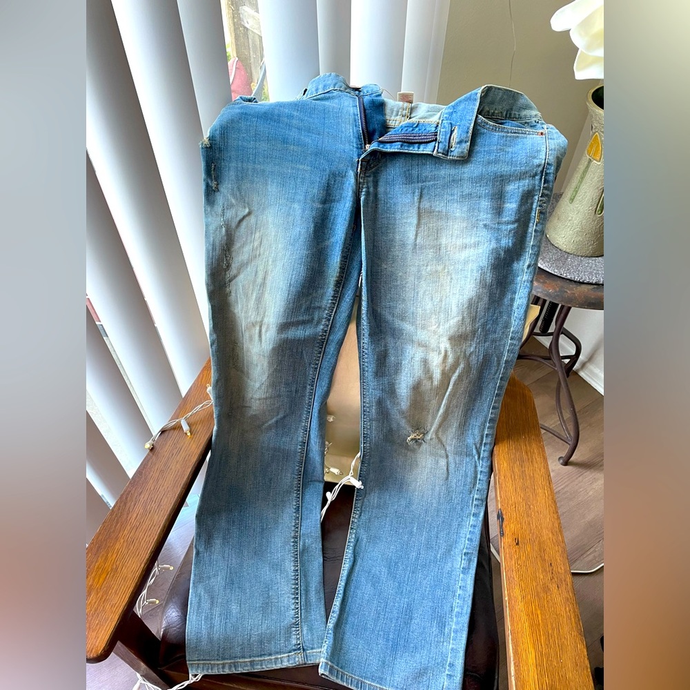 MOSSIMO Boyfriend Jeans. EUC